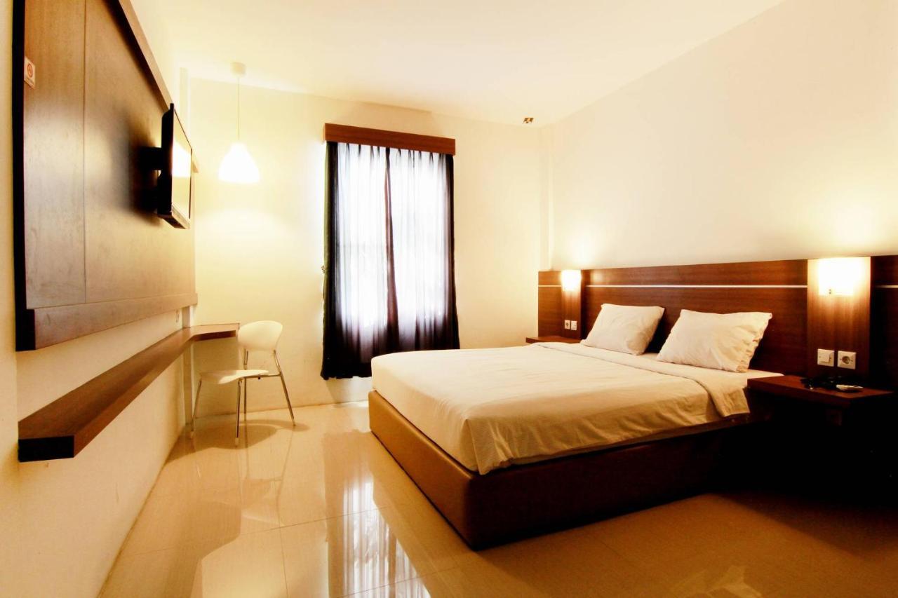 Alzara Hotel Syariah Wonosari Exterior foto