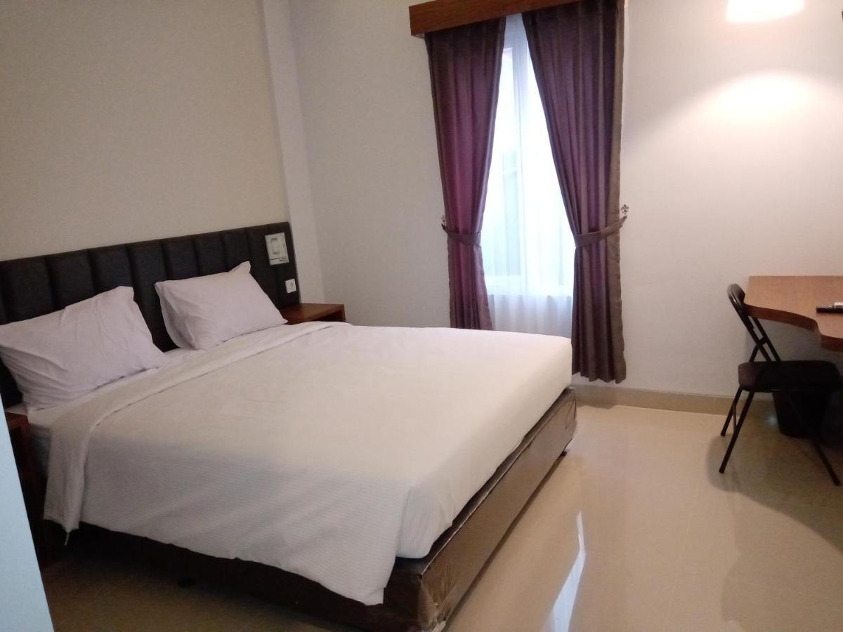 Alzara Hotel Syariah Wonosari Exterior foto